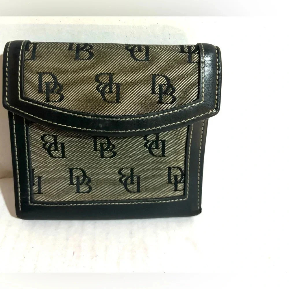 Dooney bourke DB signature print canvas wallet
